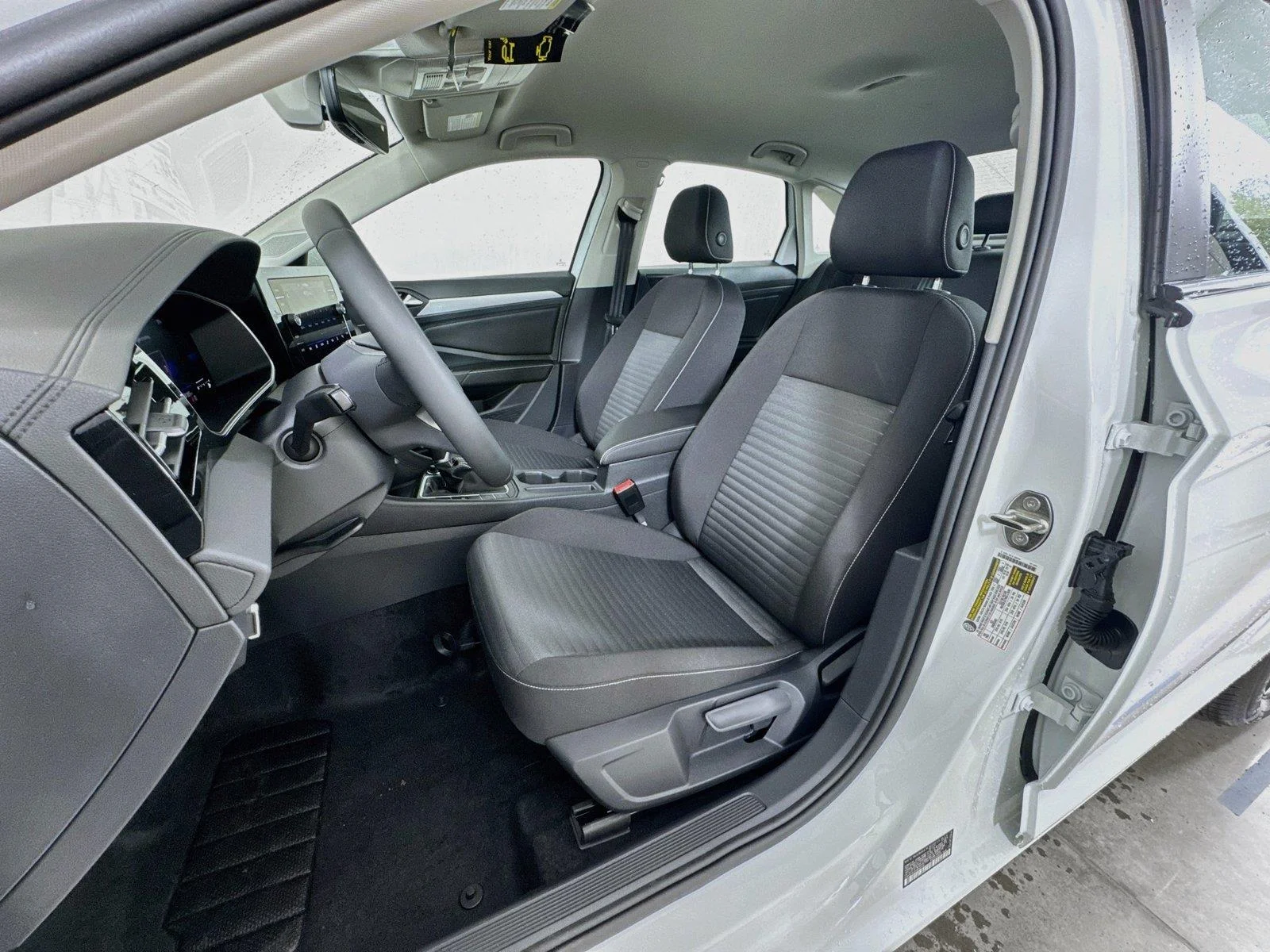 New 2027 Pure White Volkswagen S image 19