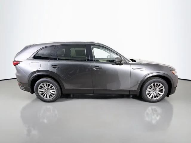 Used 2025 Gray Mazda Preferred image 8