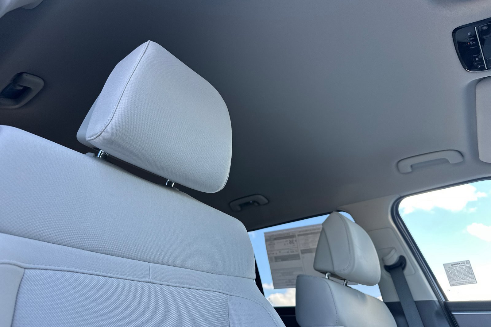 New 2026 Serenity White Hyundai SE image 47