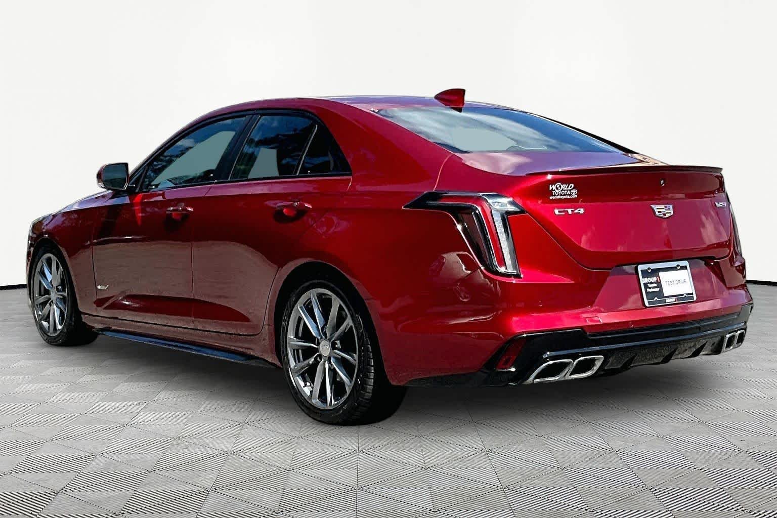 Used 2022 Infrared Tintcoat Cadillac  image 23