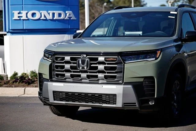 New 2026 Ash Green Metallic Honda TrailSport image 2