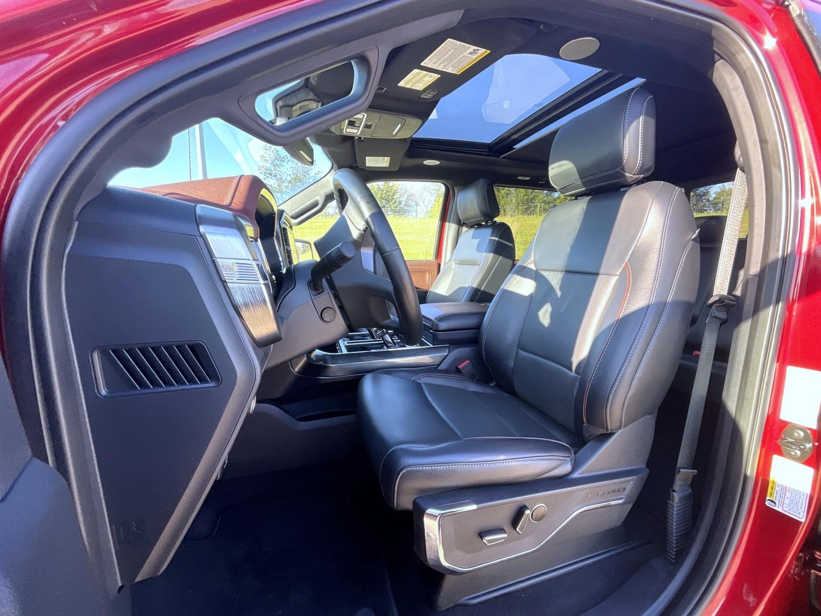 Used 2023 Red Ford Lariat image 11