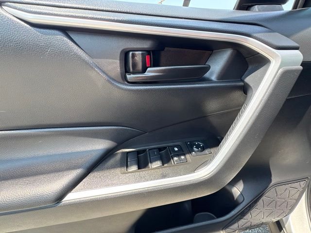 Used 2025 Silver Toyota LE image 11