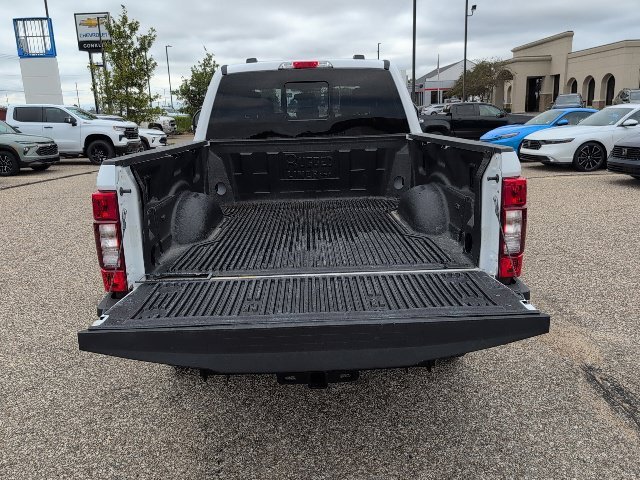 Used 2022 White Ford Lariat image 21