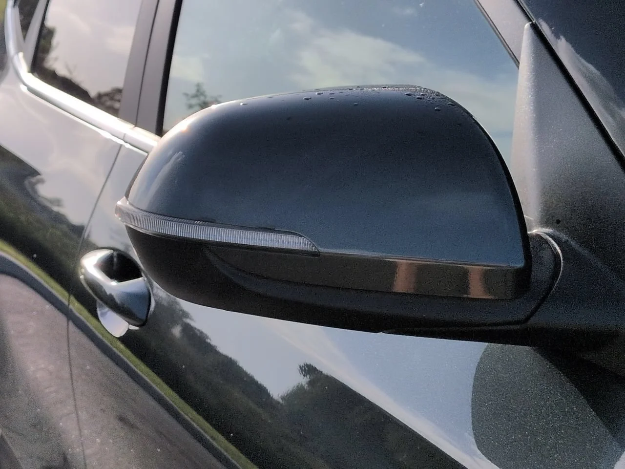 Certified Used 2025 Gravity Gray Kia EX image 33