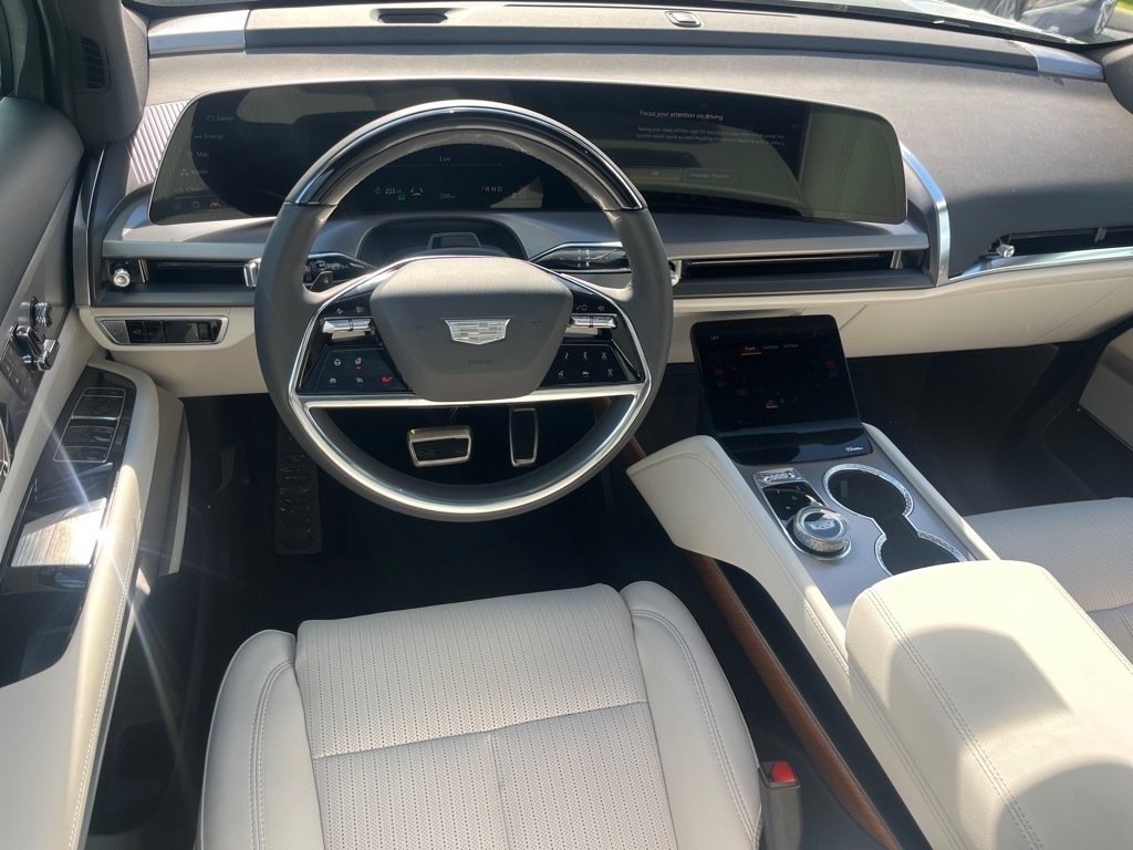 2026 Cadillac VISTIQ Luxury - Photo 11
