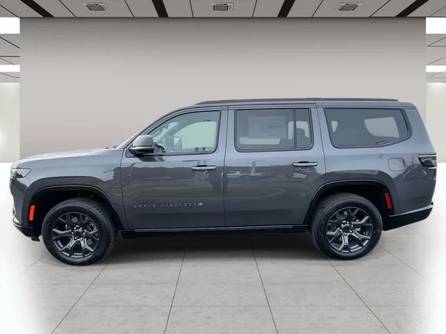 New 2026 Baltic-Gray Metallic Clear-Coat Exterior Paint Jeep Limited Altitude image 6