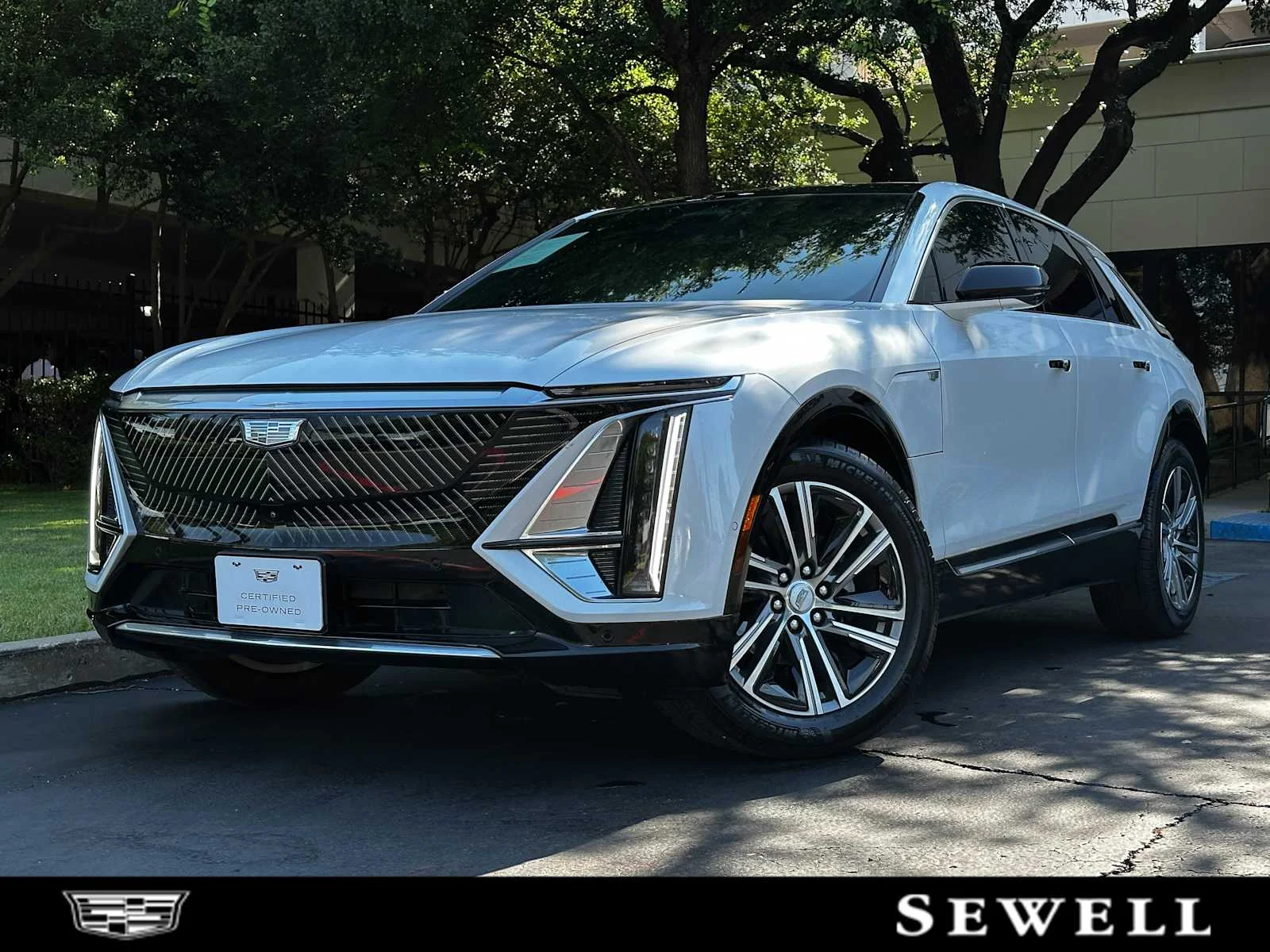 2024 Cadillac Lyriq Luxury 1 RWD's photo
