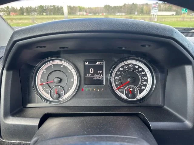 Used 2023 Silver Ram SLT image 18