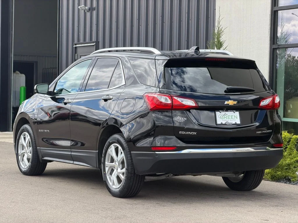 Used 2020 Black Chevrolet Premier image 3