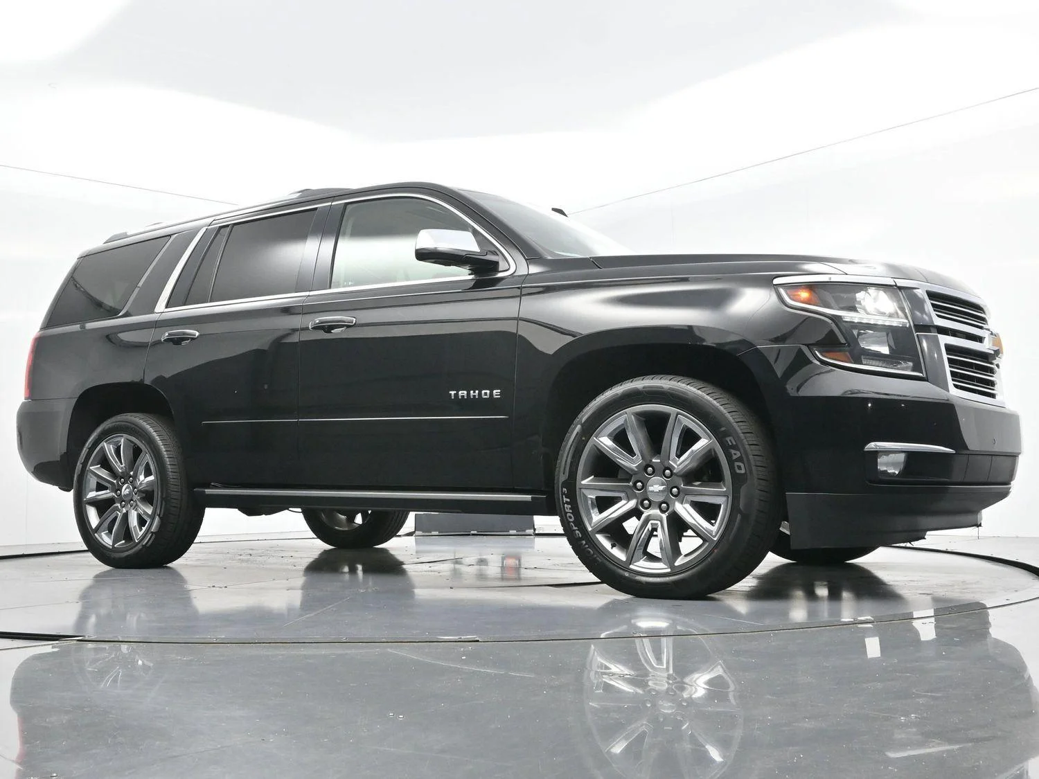 Used 2018 Black Chevrolet Premier image 47