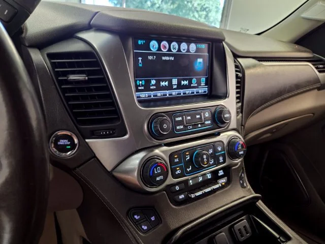 Used 2016 SUMMIT WHITE Chevrolet LTZ image 27