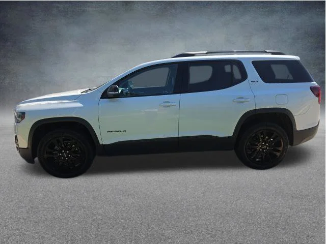 Used 2023 White GMC SLT image 3