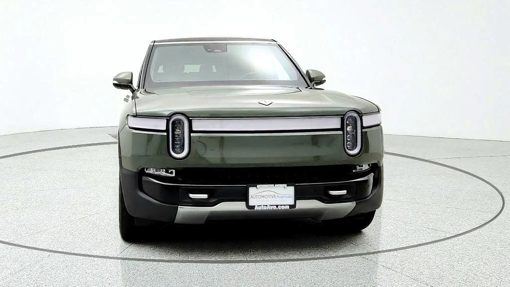 Used 2022 Forest Green Rivian Launch Edition AWD image 2