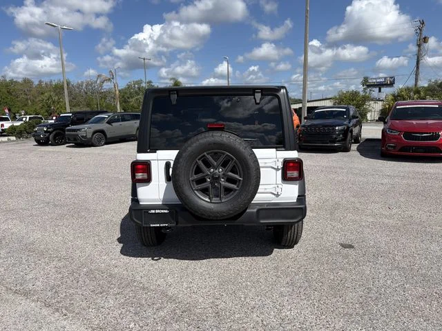 New 2026 Bright White Clear-Coat Exterior Paint Jeep Sport S image 5