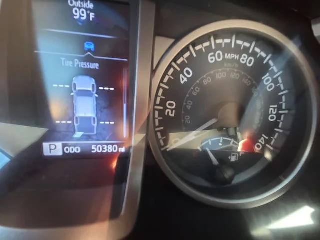 Used 2019 White Toyota SR5 image 21