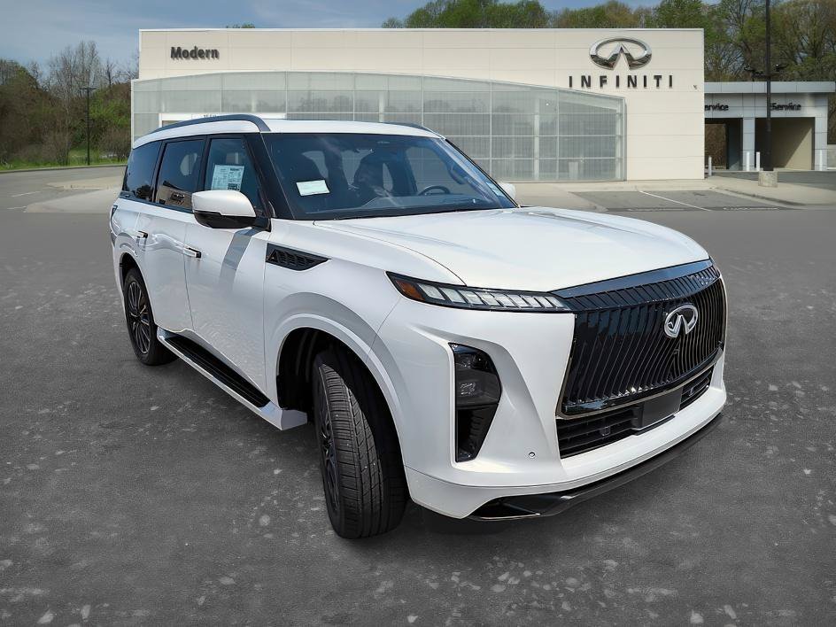 New 2027 Radiant White INFINITI AUTOGRAPH image 3
