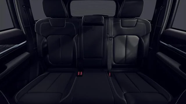 New 2026 Diamond Black Crystal Pearl-Coat Exterior Paint Jeep Limited Reserve image 27