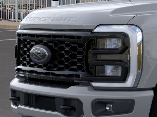 New 2026 White Ford XLT image 17