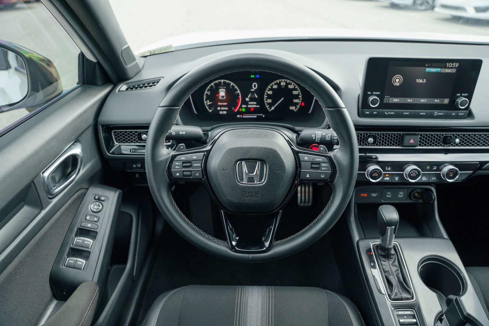 2026 Honda Civic Hatchback Sport - Photo 23