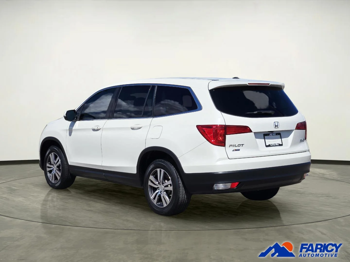 Used 2017 White Diamond Pearl Honda EX-L image 3