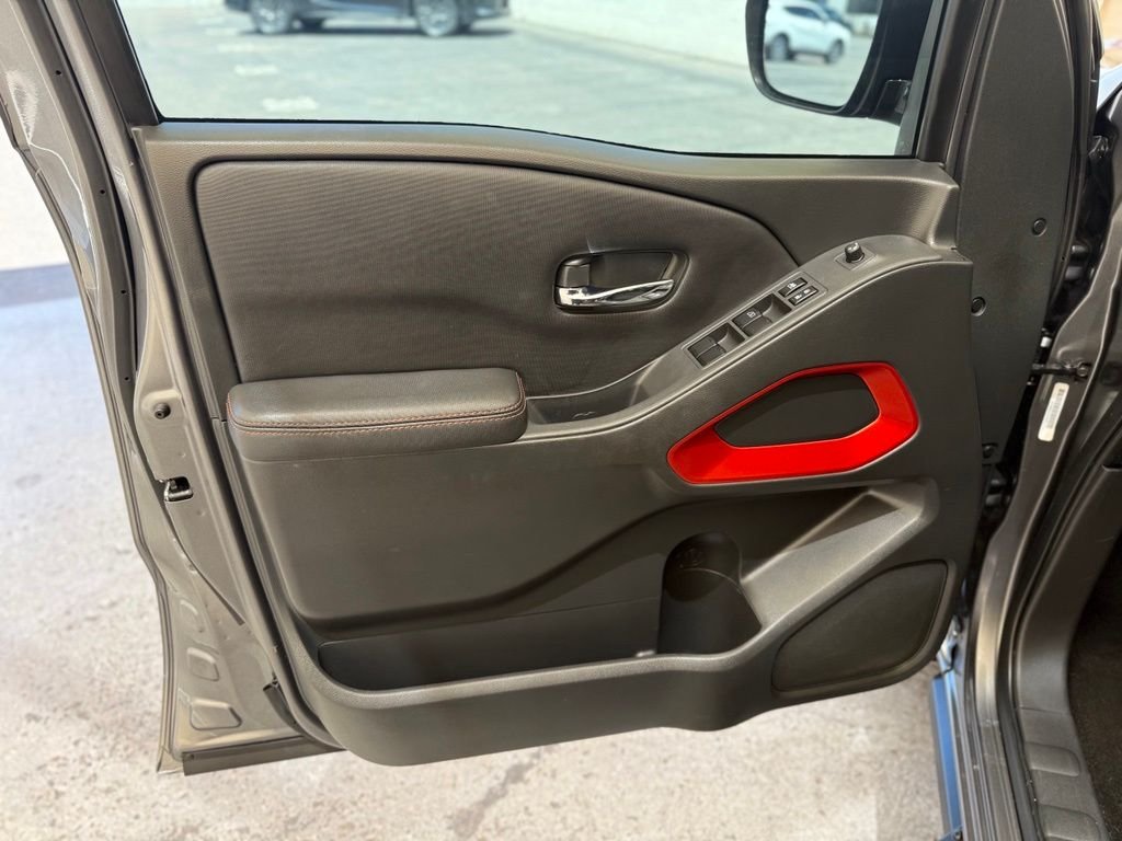 Used 2023 Gun Metallic Nissan PRO-X image 31