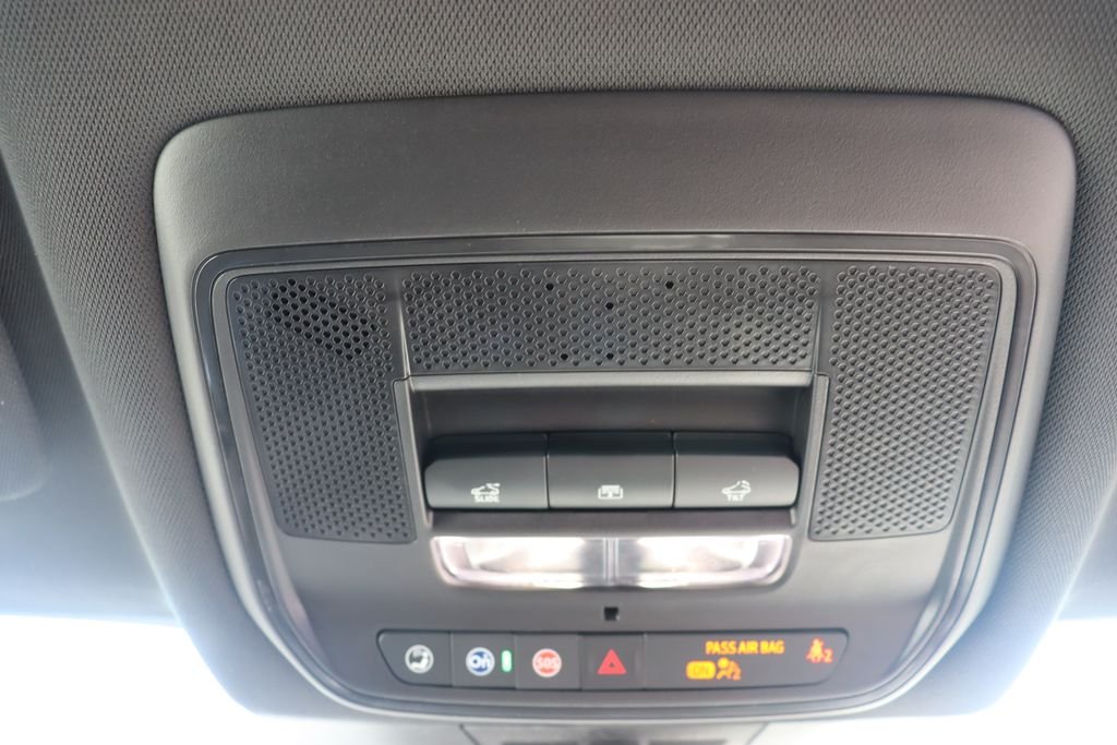 New 2026 Sonic Gray Pearl Honda Touring image 27