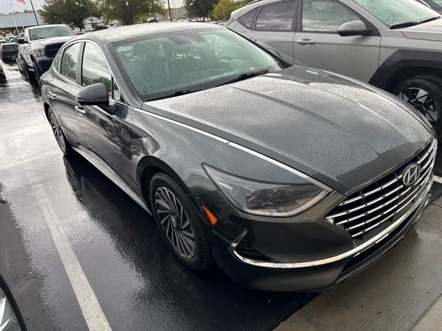 Certified Used 2022 Portofino Gray Hyundai Limited image 2