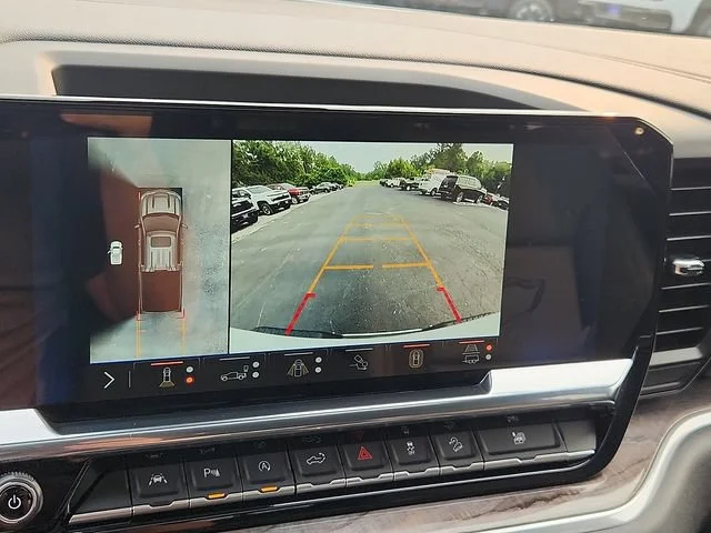 2025 Chevrolet Silverado 1500 LTZ - Photo 19