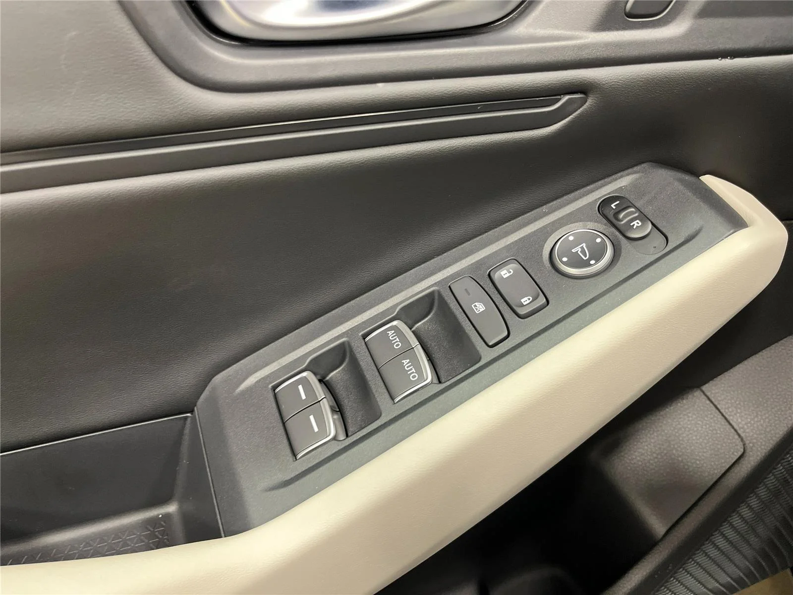 New 2026 Meteorite Gray Metallic Honda EX-L image 14
