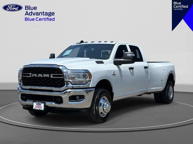 2024 RAM 3500 Tradesman 4X4 Crew Cab LWB's photo