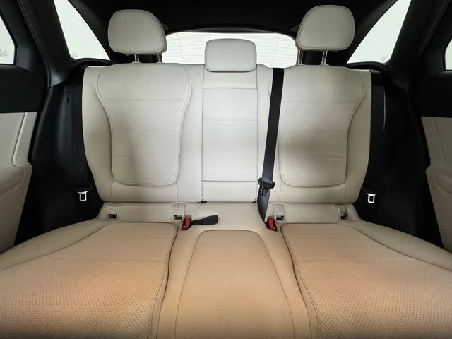 Certified Used 2026 Polar White Mercedes-Benz GLC 300 image 8