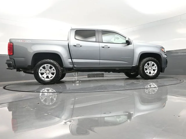 Used 2021 Gray Chevrolet LT image 37