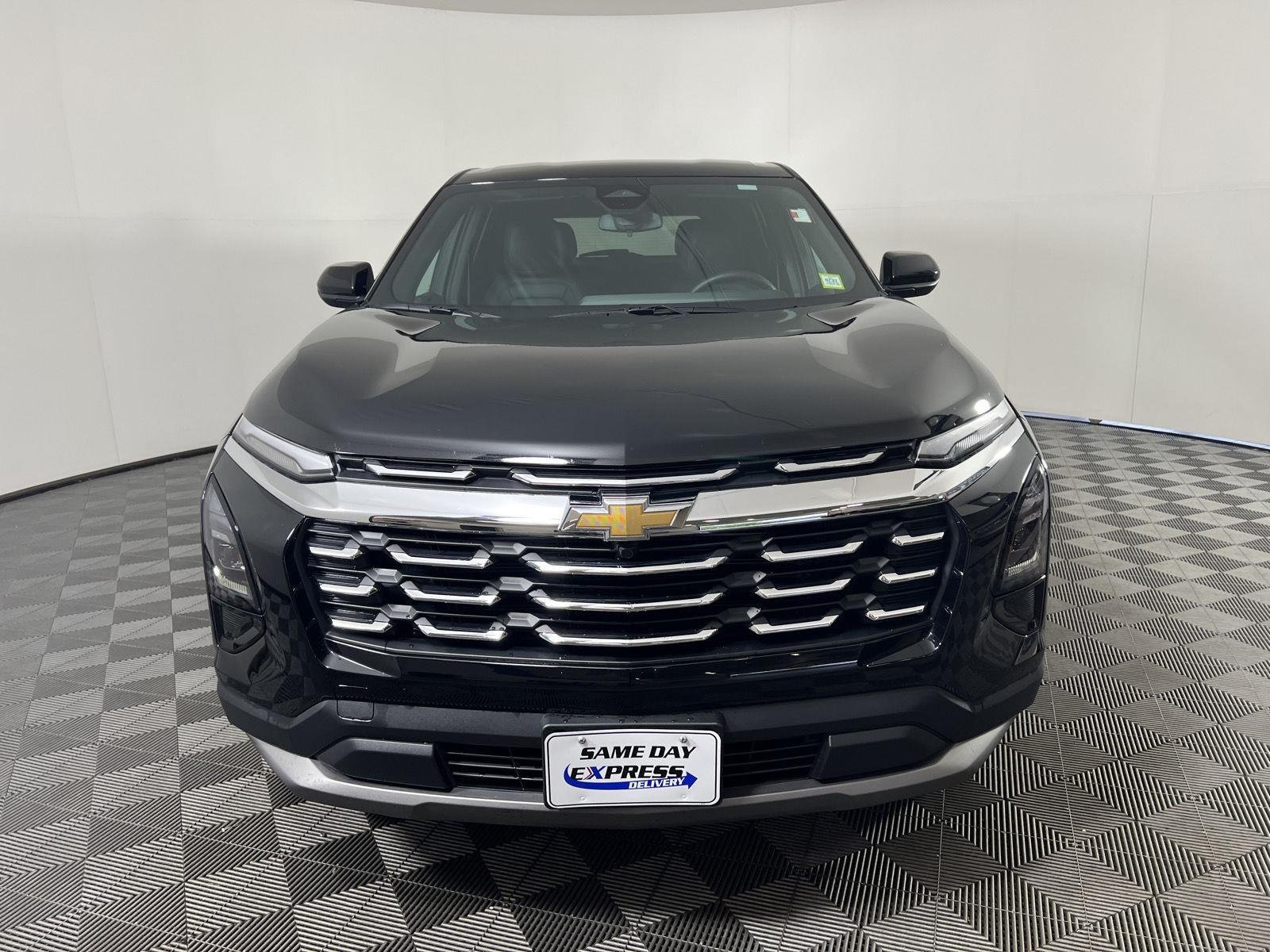 Used 2026 Mosaic Black Metallic Chevrolet AWD LT image 18