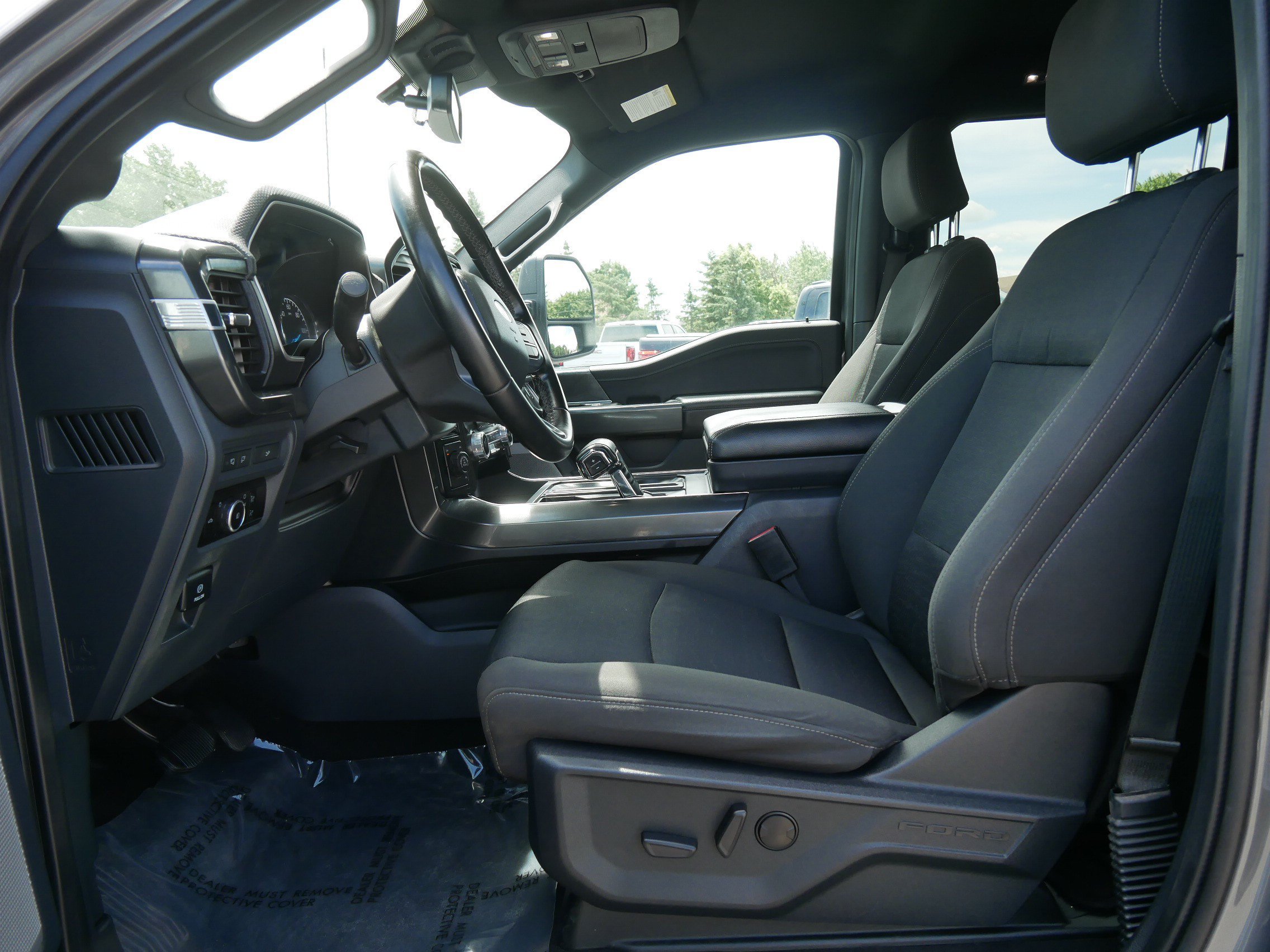 Used 2023 Gray Ford XLT image 10