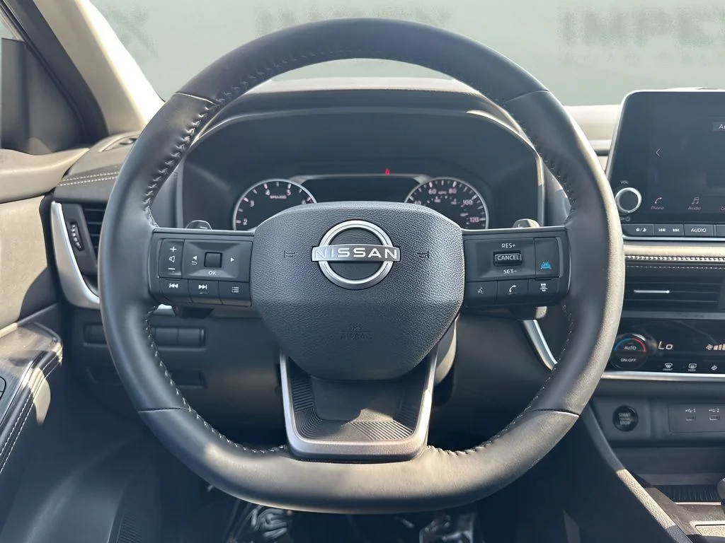 Used 2025 Silver Nissan SV image 13
