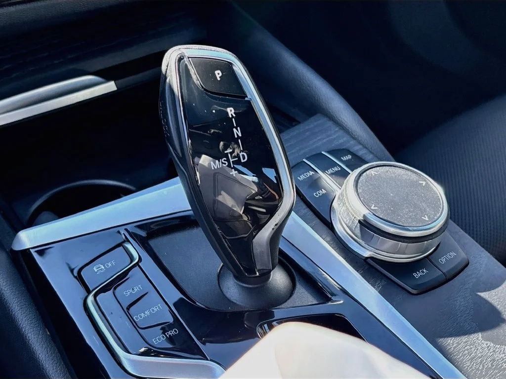 Used 2023 Dark Graphite BMW 530i image 17