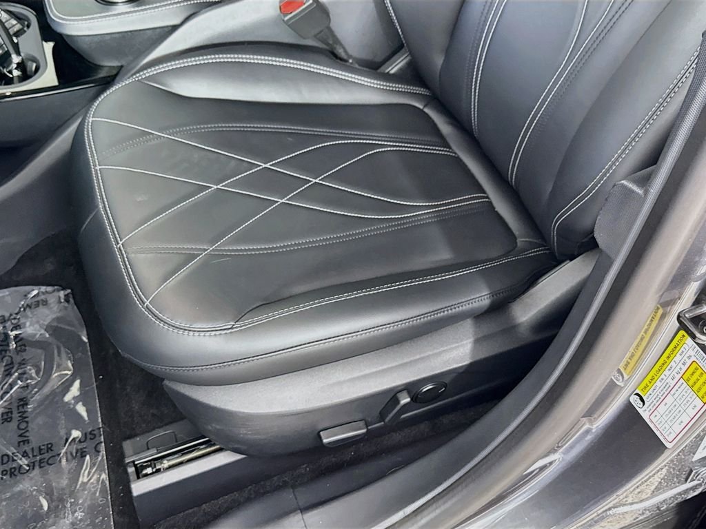 Used 2023 Carbonized Gray Metallic Ford Select image 19