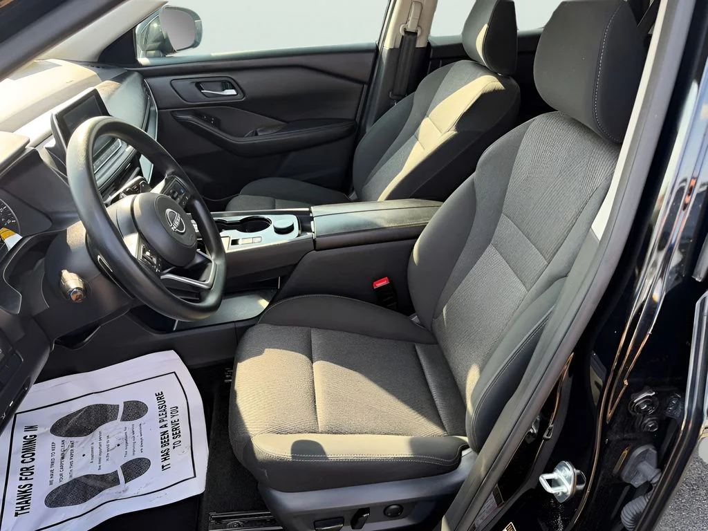 Used 2024 Super Black Nissan SV image 17