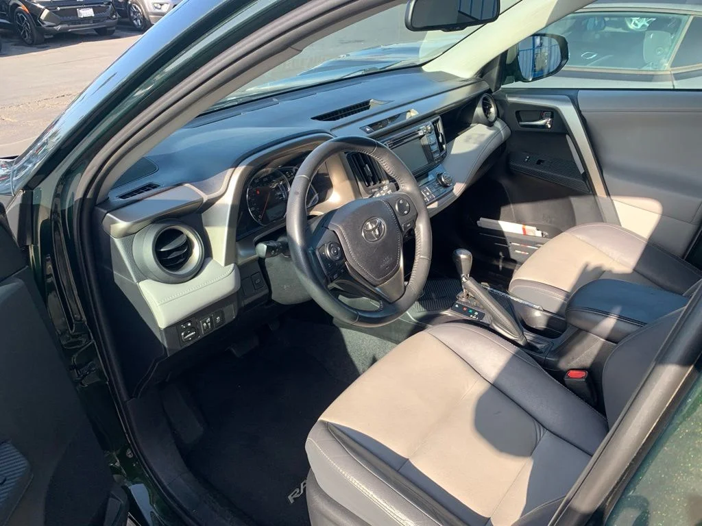 Used 2013 Green Toyota Limited image 10