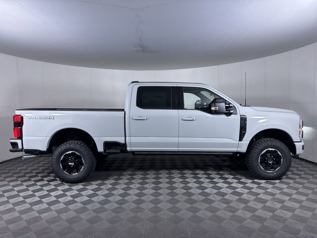 New 2026 Avalanche Ford Platinum image 10