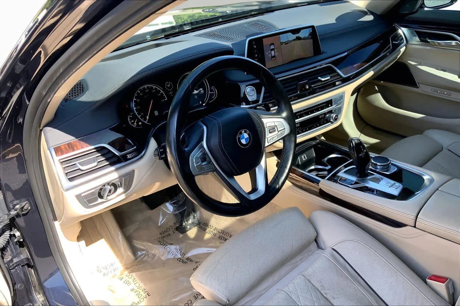 Used 2016 Imperial Blue Metallic BMW 750i xDrive image 18