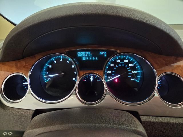 Used 2011 White Buick CXL image 25