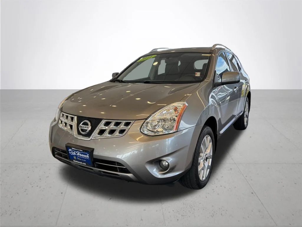Used 2011 Nissan Rogue SV with VIN JN8AS5MV4BW664193 for sale in Gladstone, OR