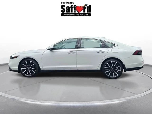 Used 2023 White Honda Touring image 8