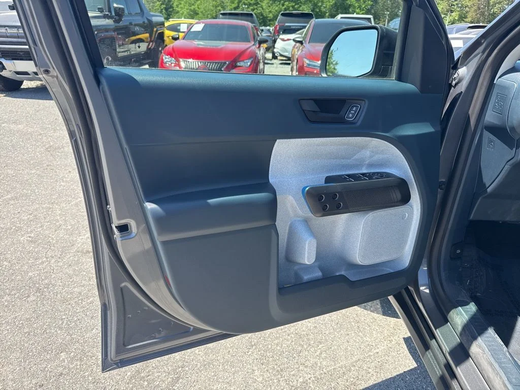 Used 2026 Gray Ford XLT image 22