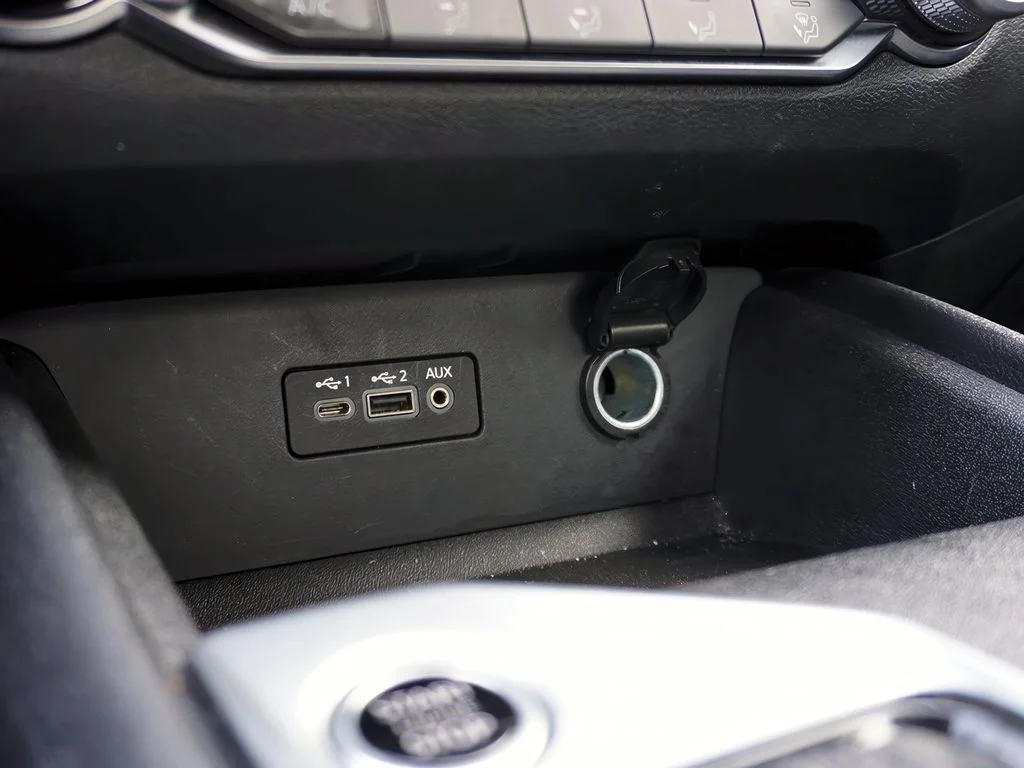 2025 Nissan Altima SV - Photo 35
