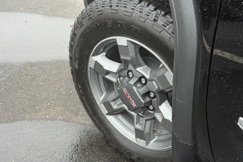 2026 GMC Sierra 2500HD SLT - Photo 15