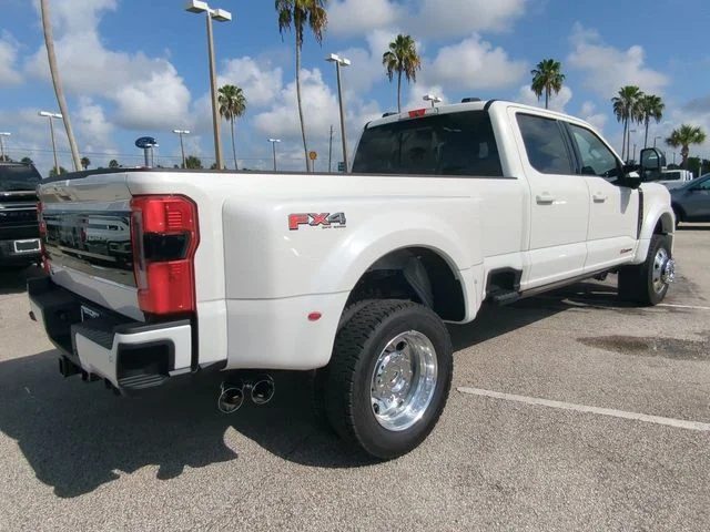 New 2026 Star White Metallic Tri-Coat Ford F-450® Platinum® image 4