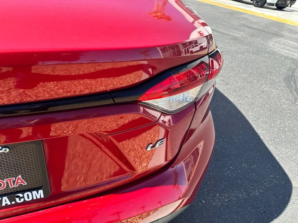 Used 2021 Red Toyota LE image 9